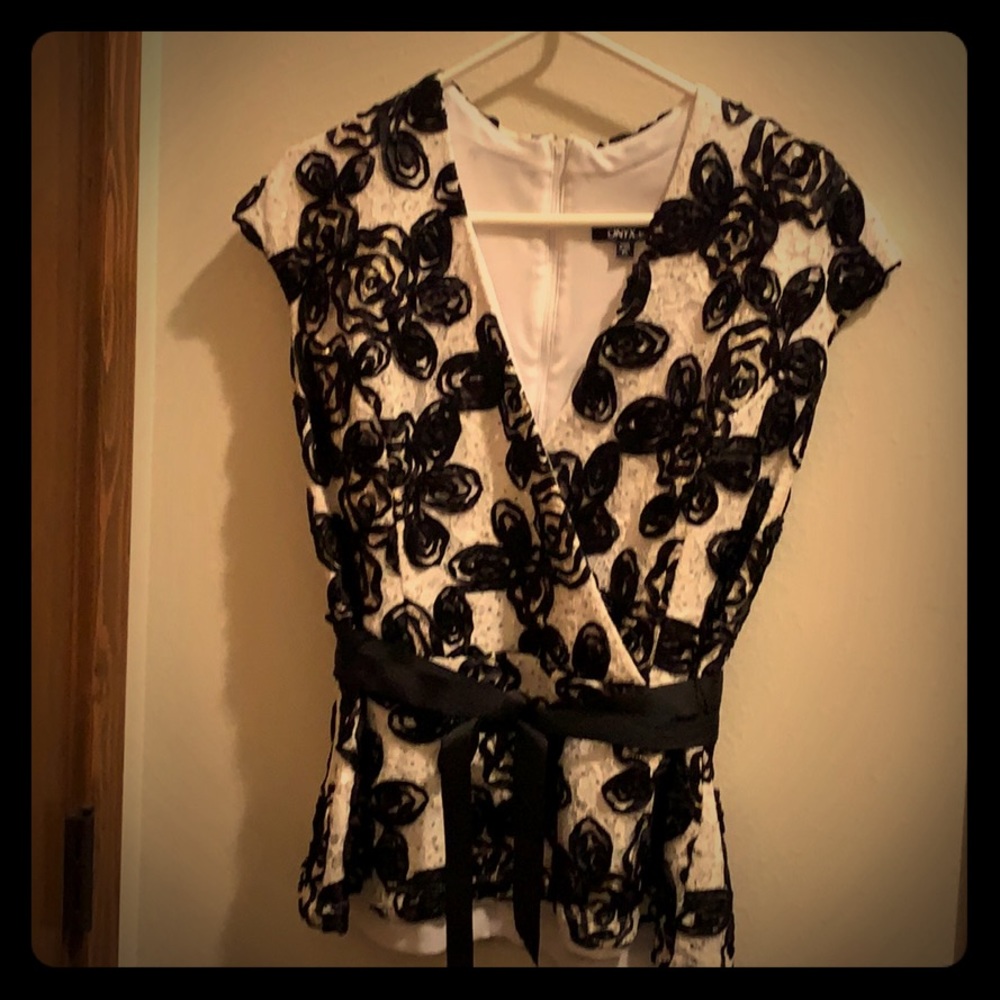 Beautiful black and white top